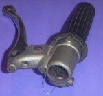 DA0 right control without threads for an M5 adjuster on the throttle cable
