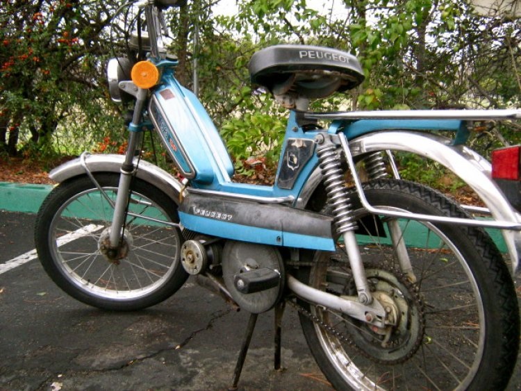 MOPED OF THE DAY, Chrome Peugeot 103 SP