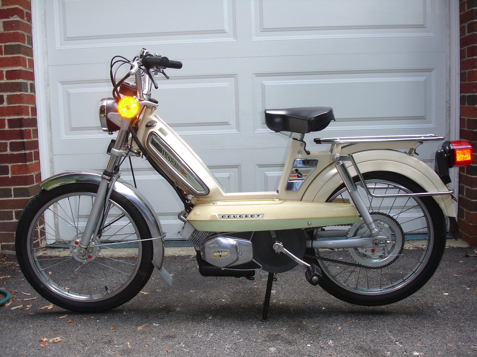 Hi here is first moped, peugeot 103 mounted for offroad : r/moped