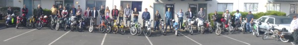 27 bikes lined up before the start in the cool sun