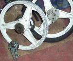 Manet 90x20 V-spring Bernardi Mozzi Motors wheels on Puch Korado